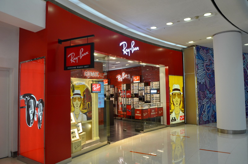 Ray?Ban 宏伊国际广场店——KA电子 CIS 商用安装系统的经典应用